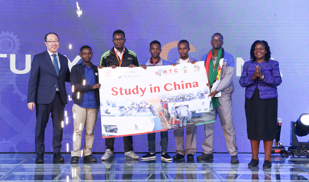 Five of the top six students from various universities in the continent including 3 students from TU-K (Samuel Irungu, David Mwangi and Victor NgumbauMue) who won scholarships to study in China