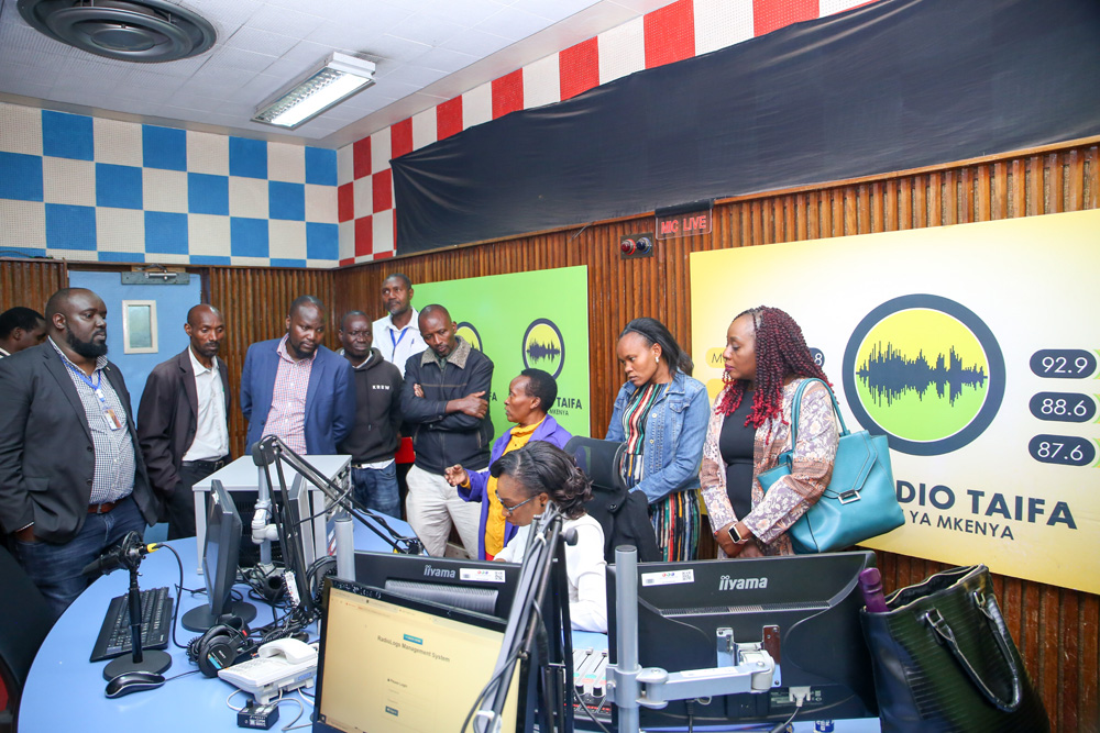 Staff members from the Department of Journalism and Media Studies who were led by Dr. Joyce Omwoha tour one of the studios at KBC. Staff from Procurement and Supply Chain were also present. 